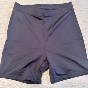 SWOT SKIMS Swim Shorts in Gunmetal (S)